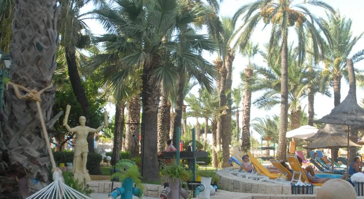 Riadh Palms