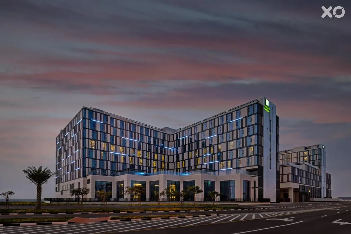Staybridge Suites Dubai al-Maktoum Airport