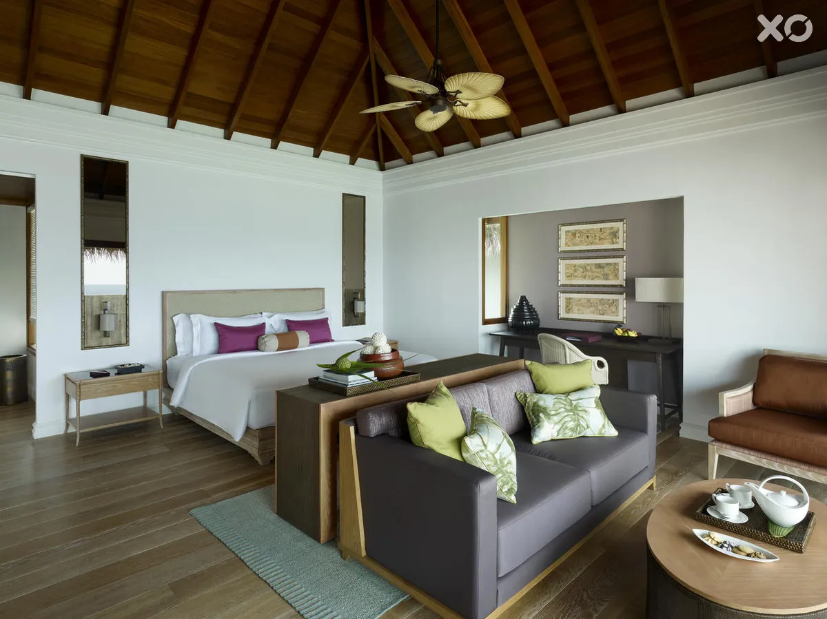 Dusit Thani Maldives Hotel