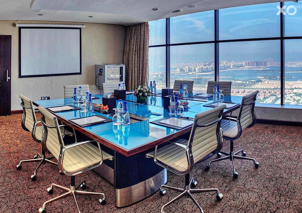 Two Seasons Hotel & Apartments Dubai