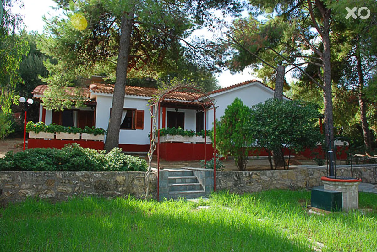 Alykes Park Bungalows & Apartments