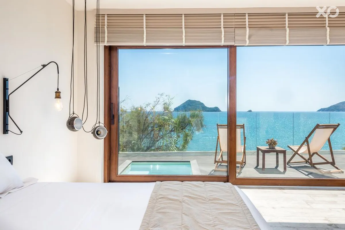 Gloria Maris Hotel Suites & Villa