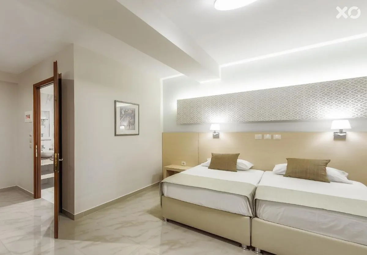 Karras Hotel