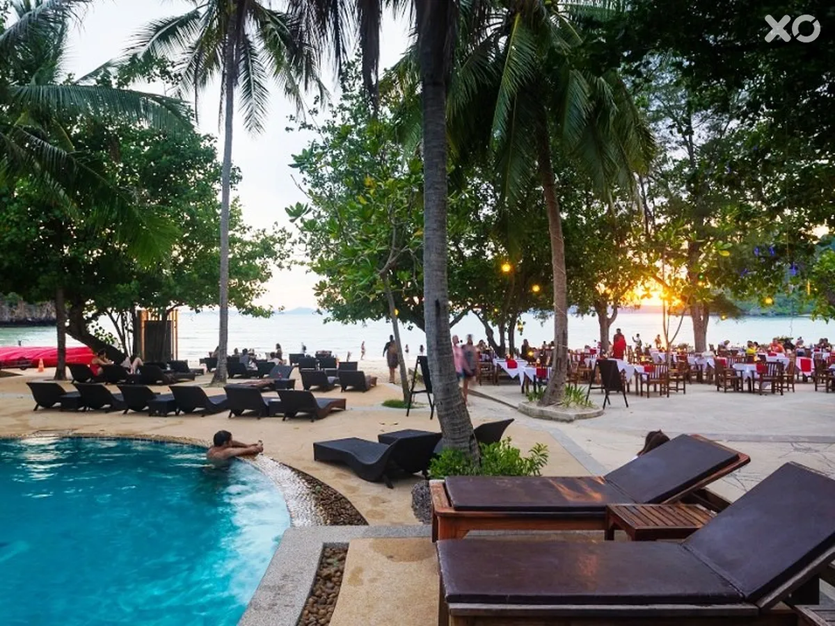Sand Sea Resort