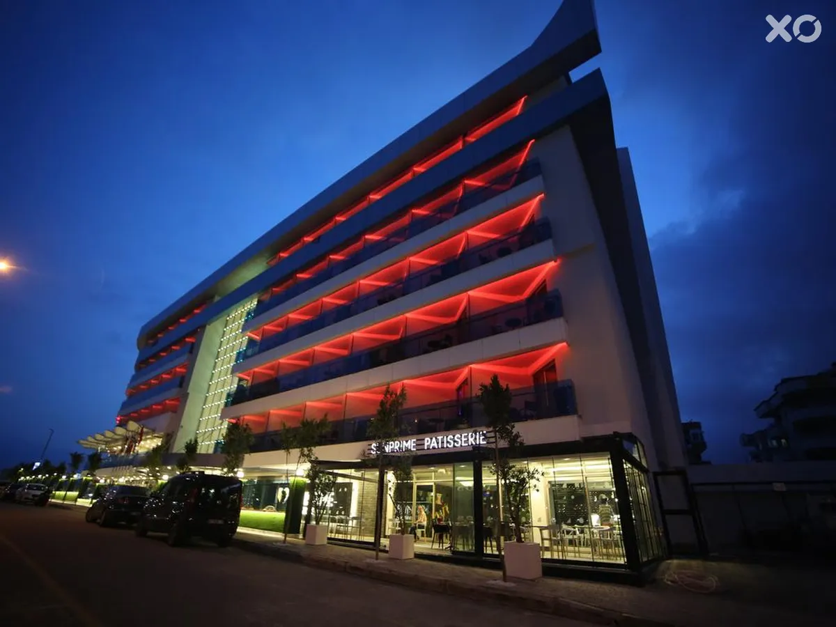 Sunprime C-Lounge
