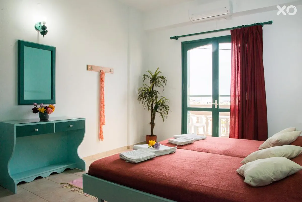 Theoni Apartments
