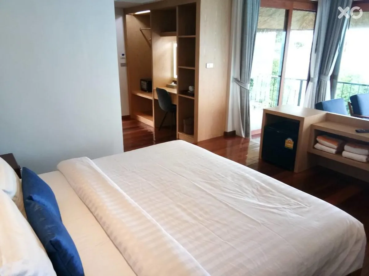 Coral Cliff Beach Resort