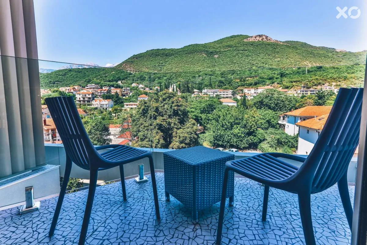 Carine Hotel Kumbor Superior
