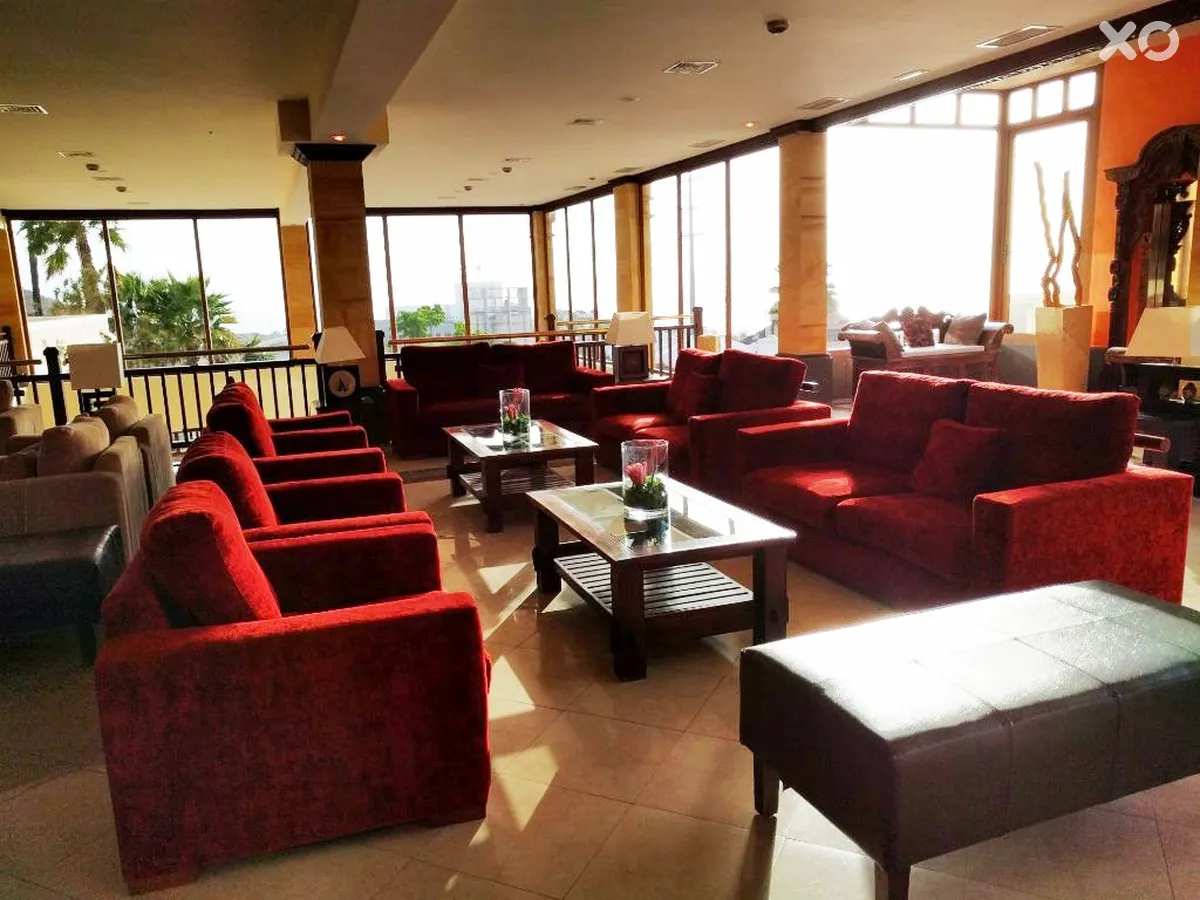 Regency Country Club Apartments & Suites