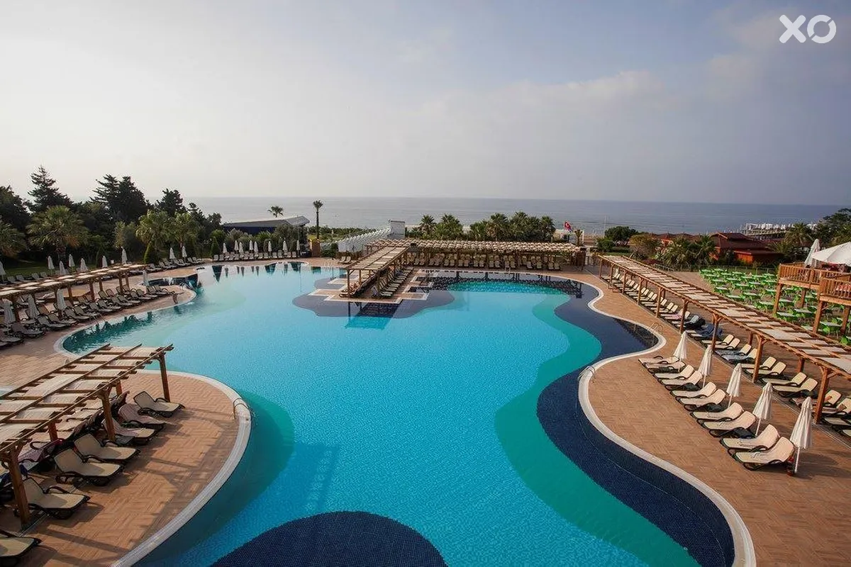 Arcanus Side Resort