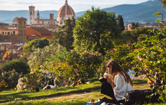 Классика Италии без лишних слов! Гондолы, купол Дуомо и колонны Форума