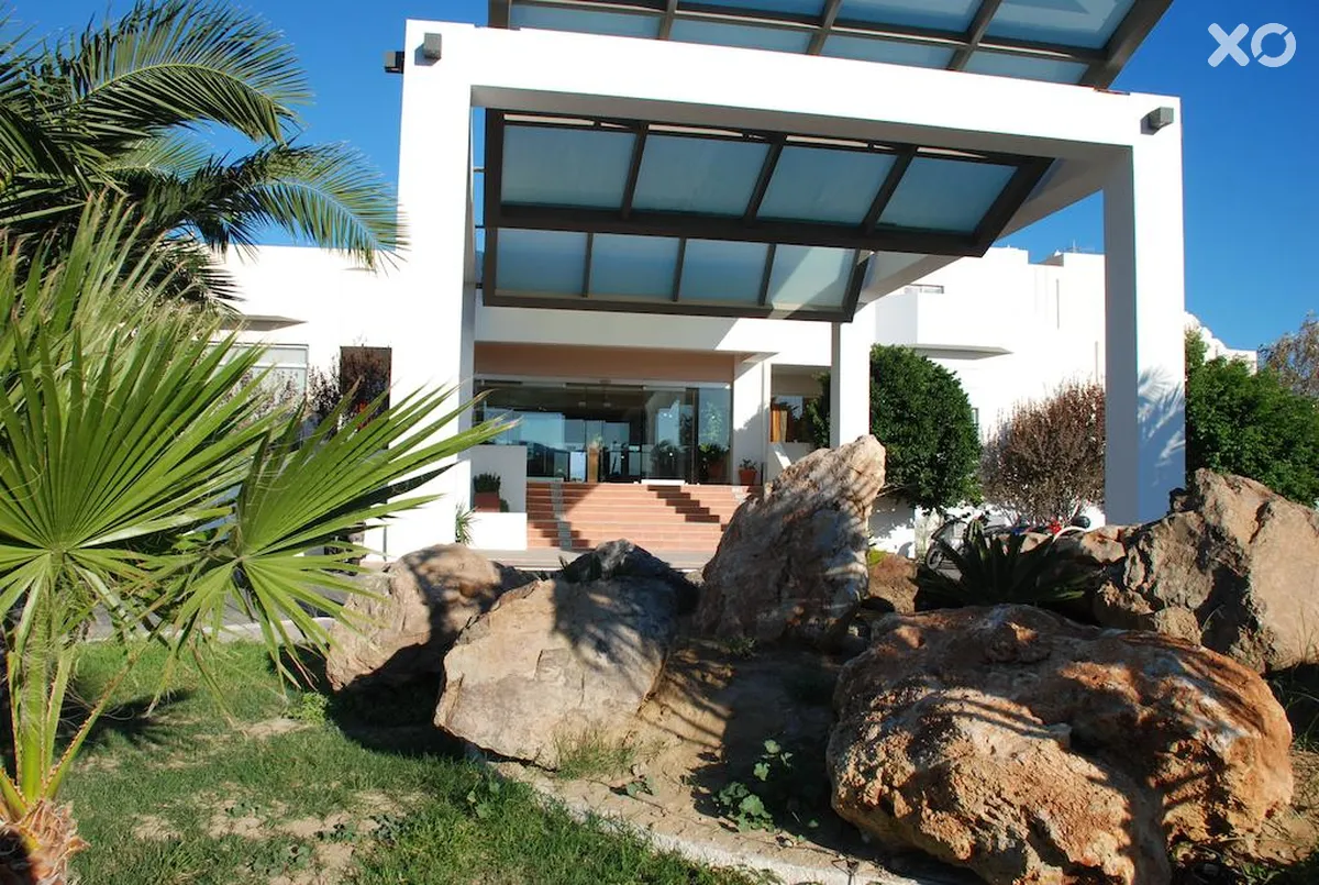 Sovereign Beach Hotel
