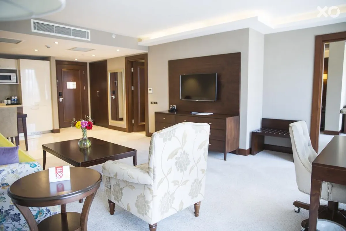 Grand Aras Hotel & Suites