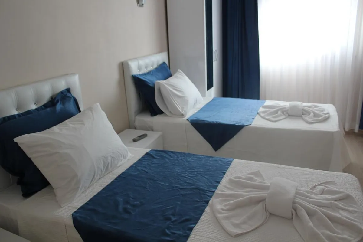 Reydel Hotel