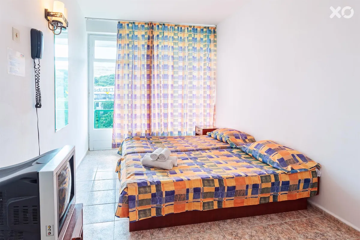 Sunny Varshava Hotel