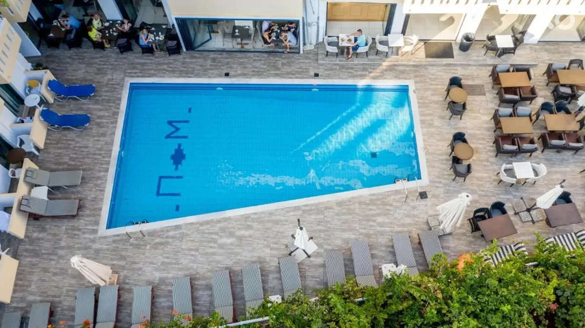 Pela Maria Hotel