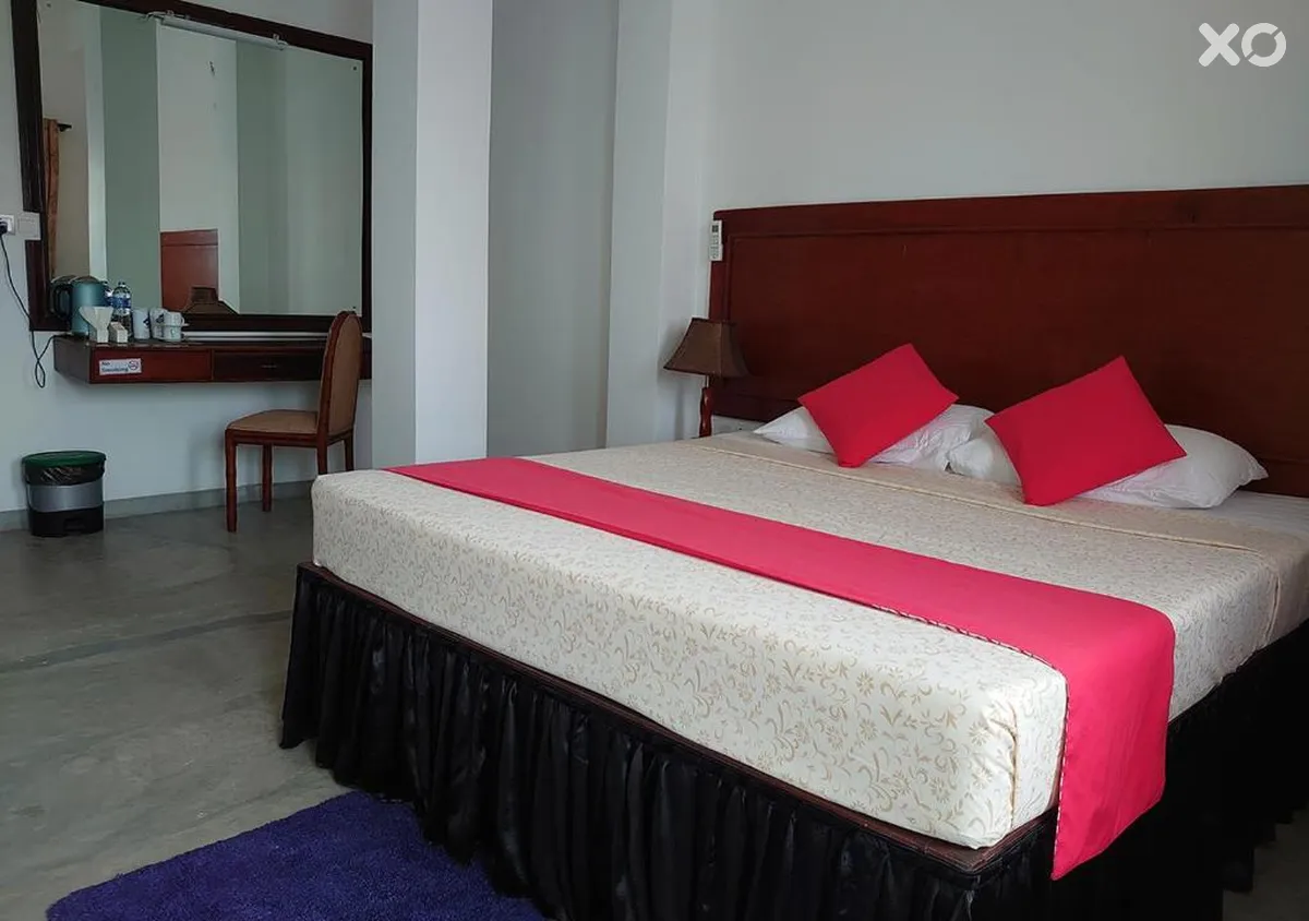 Sea Breeze Hotel