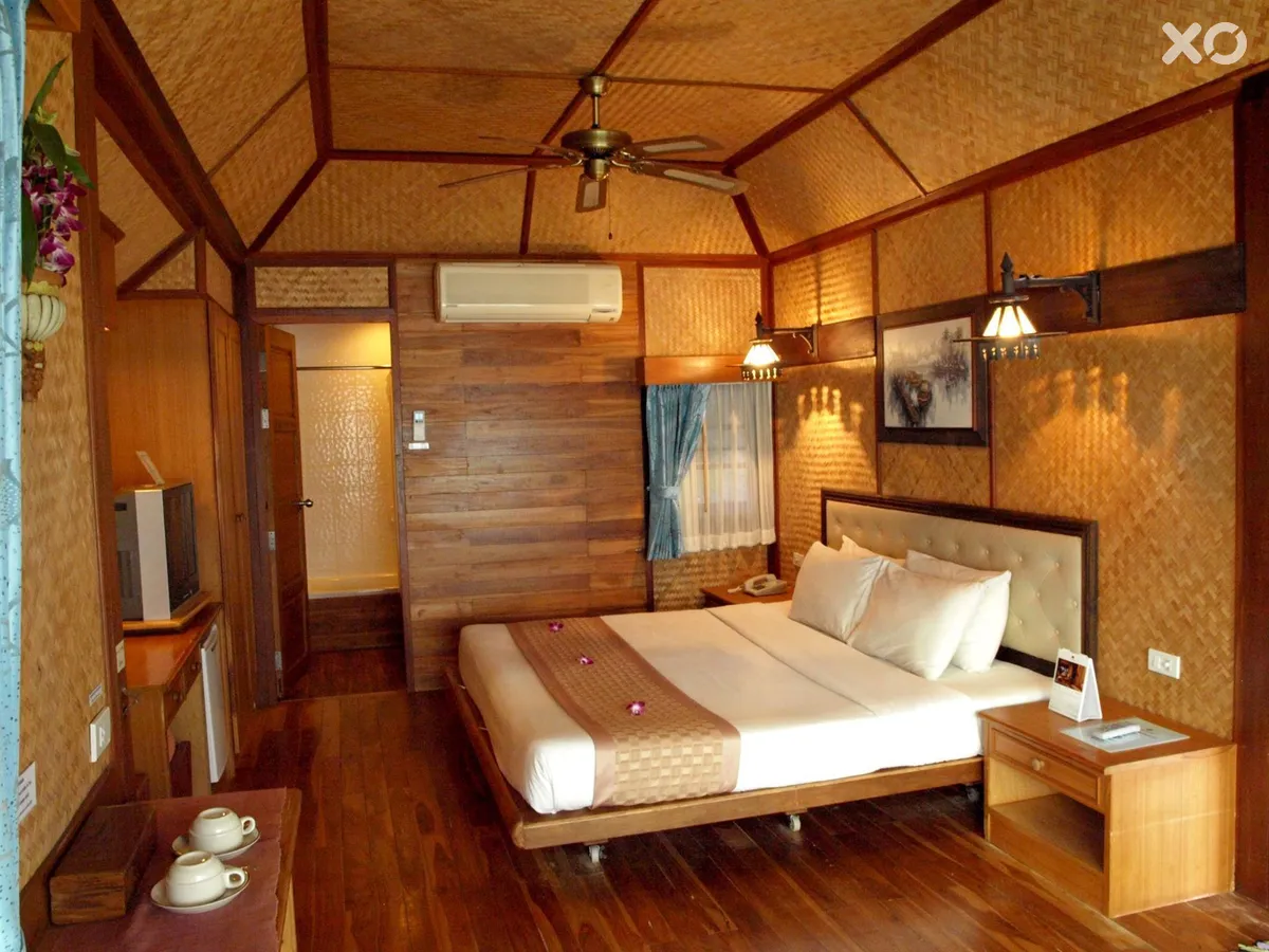 Sunset Village Beach Resort