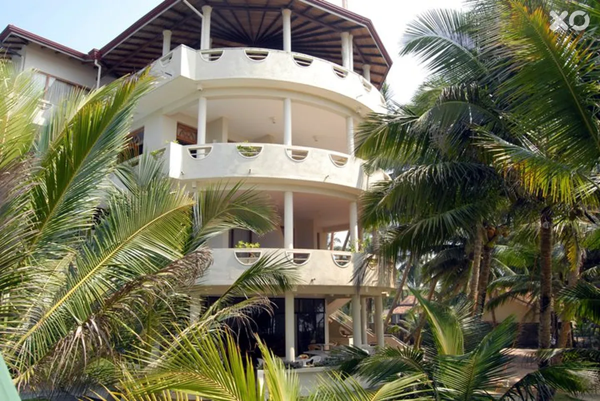 Oasey Beach Hotel