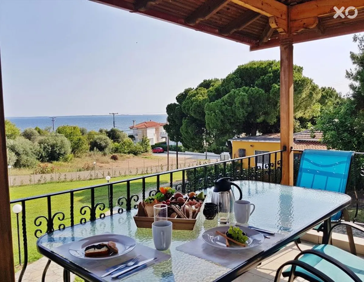 Village Mare Metaxia