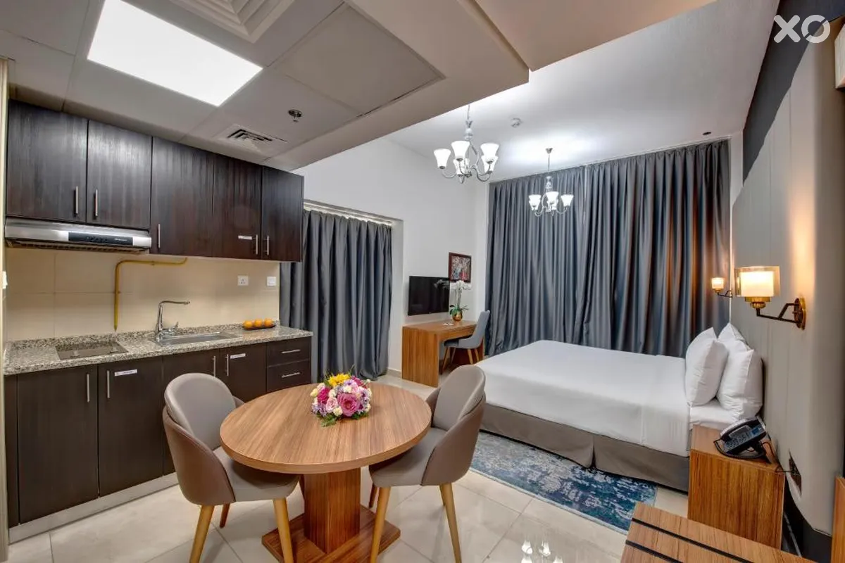 Royal Regency Suites