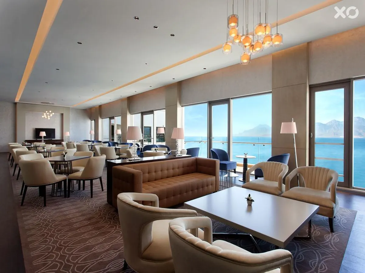 Akra Hotel