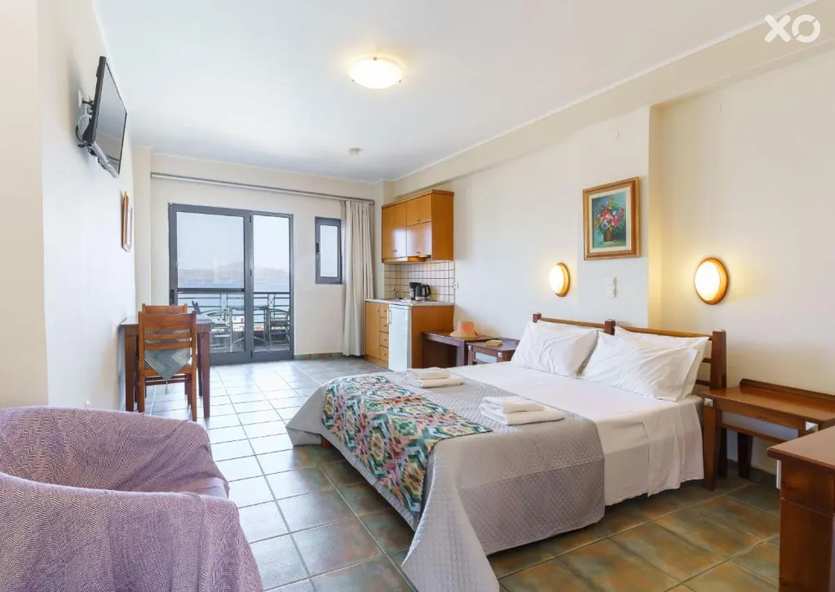 Sunrise Suites & Apartments