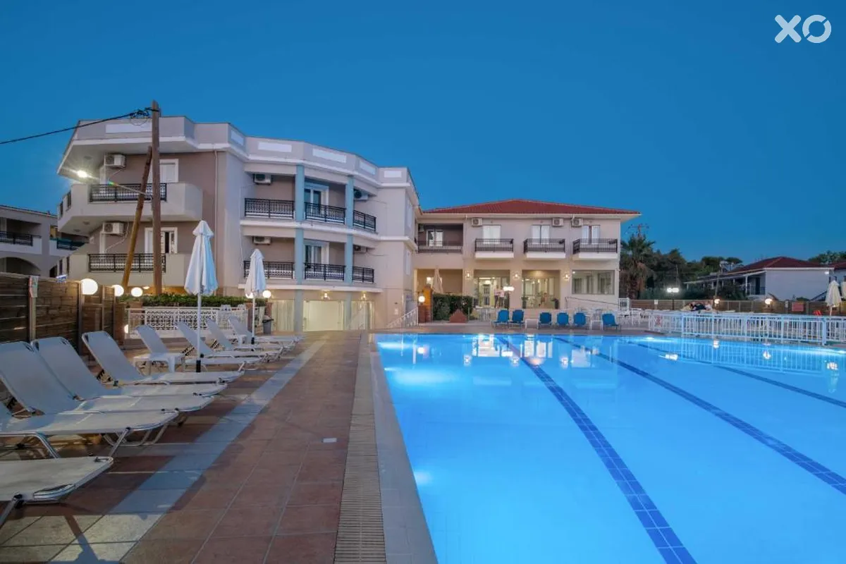 Karras Hotel