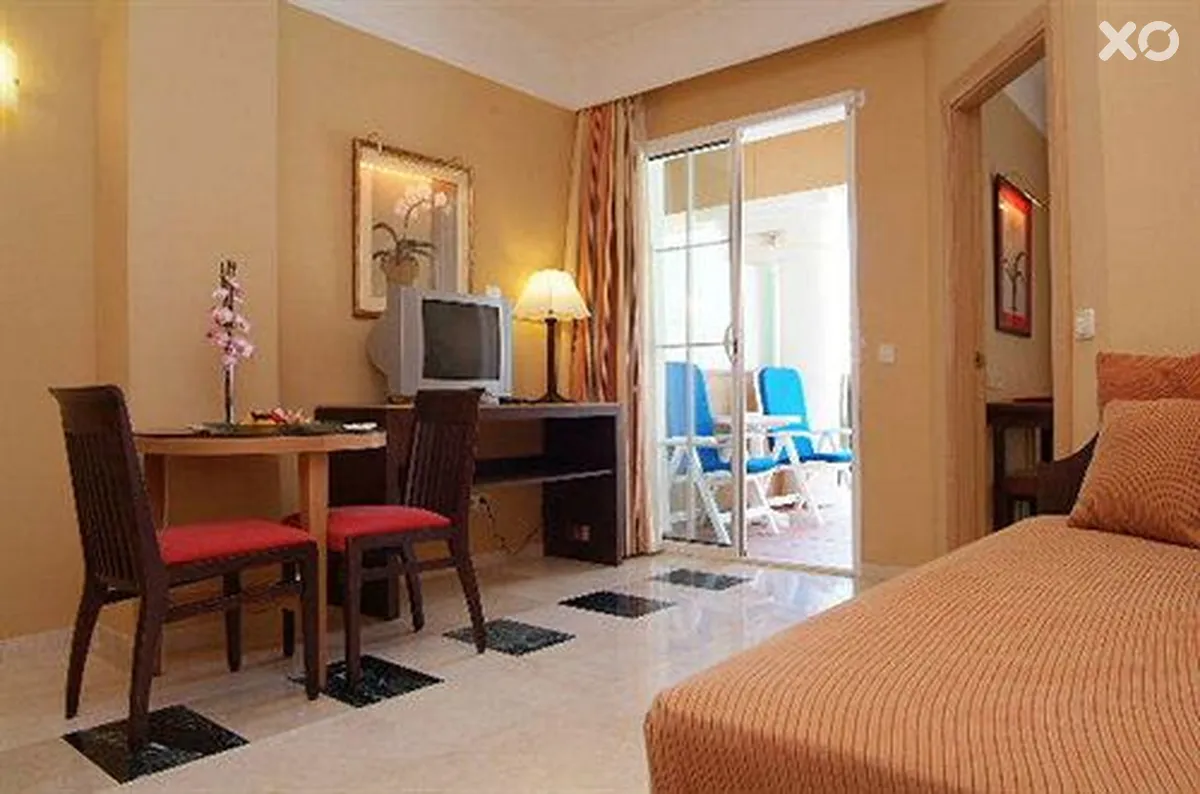 Grupotel Playa de Palma Suites & Spa