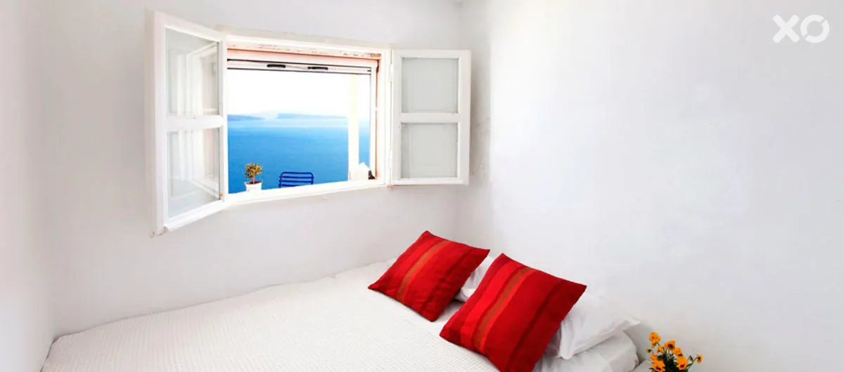 Villas & Mansions of Santorini