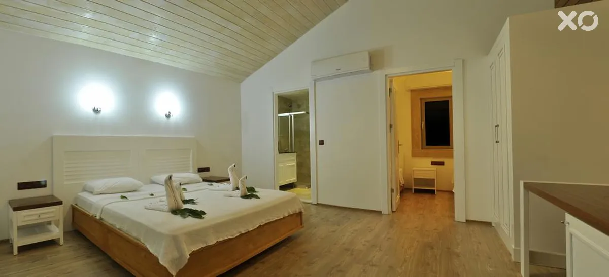 Apella Hotel