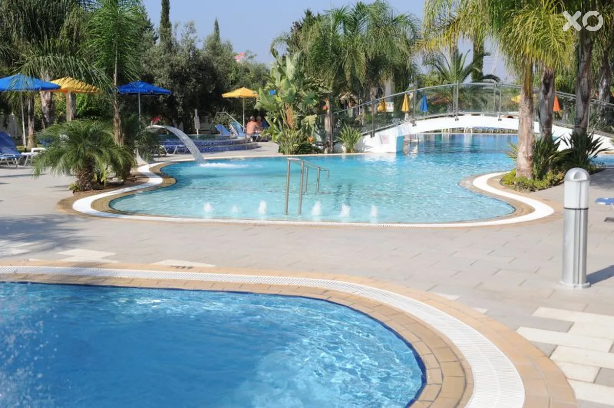 Anesis Hotel