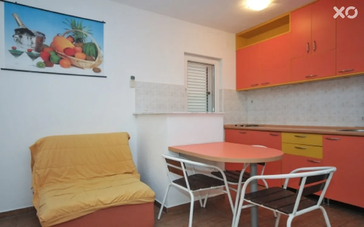 Medin Orange Apartments