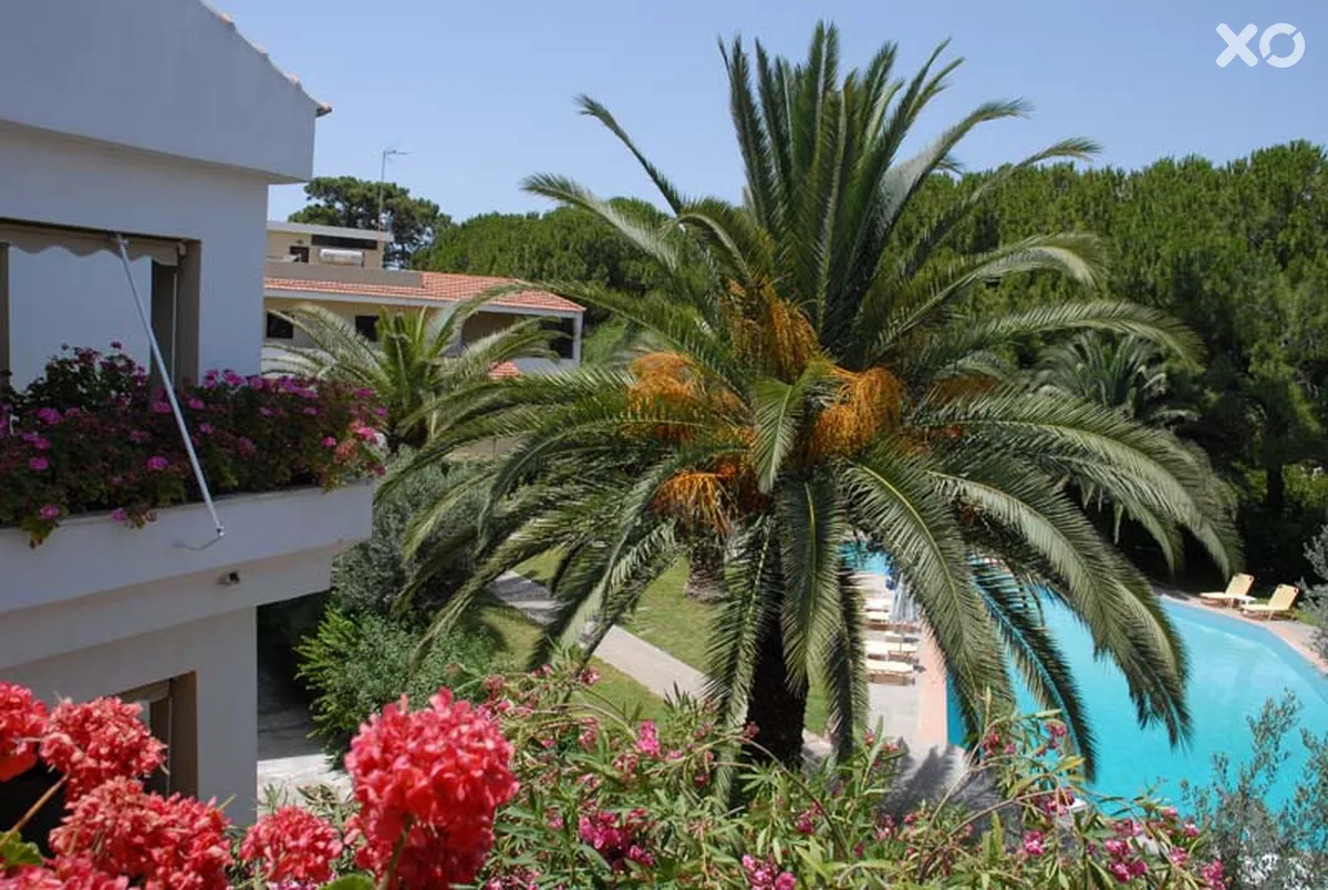 Niki Hotel Apartments
