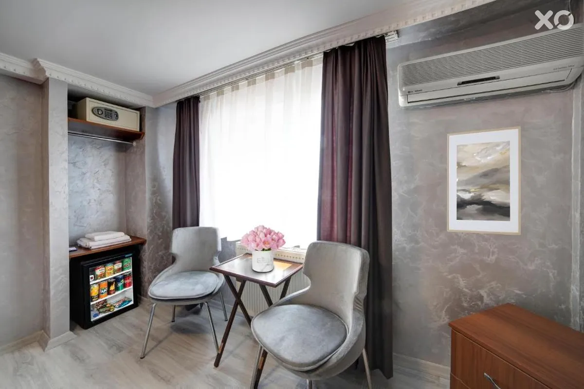 Serenity Hotel
