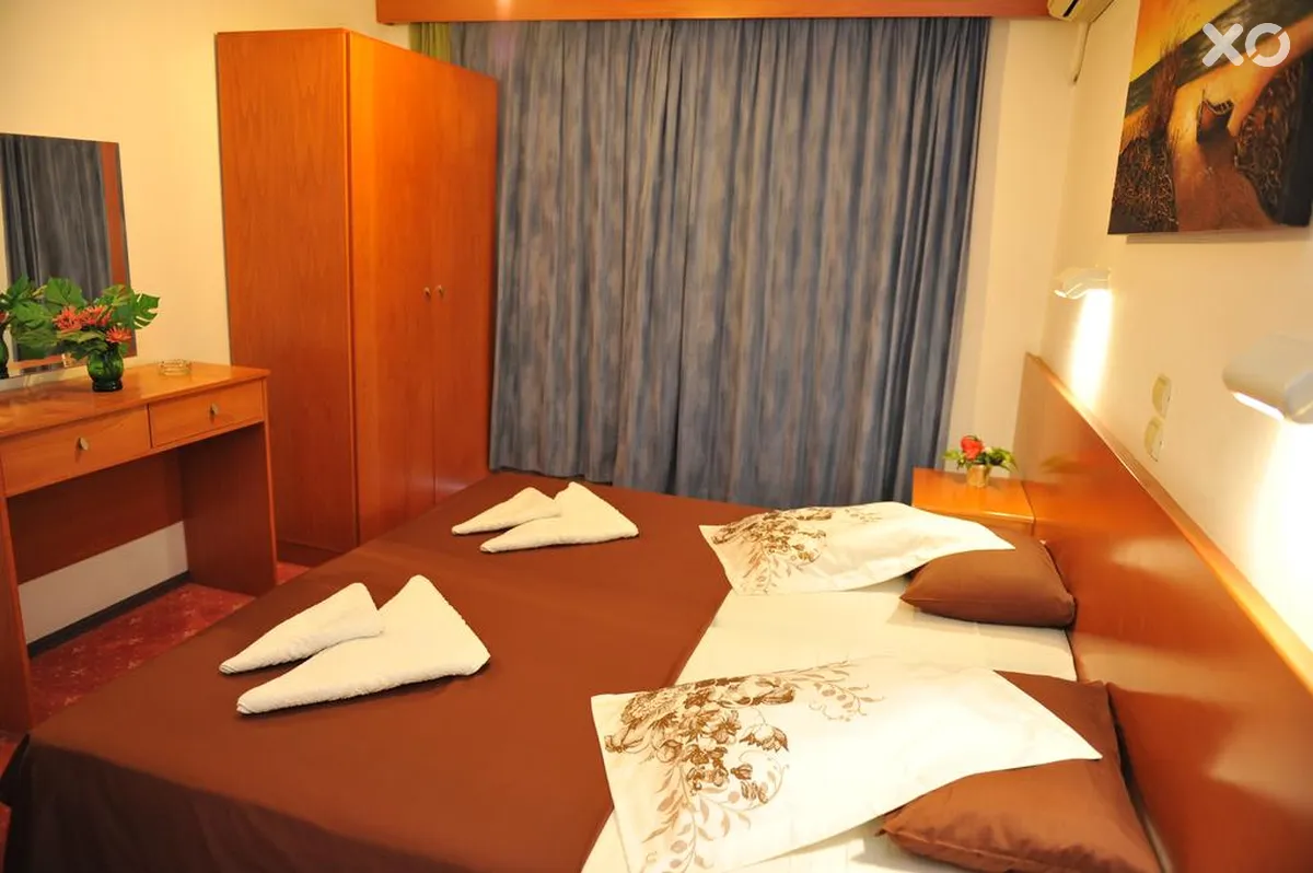 Heleni Beach Hotel