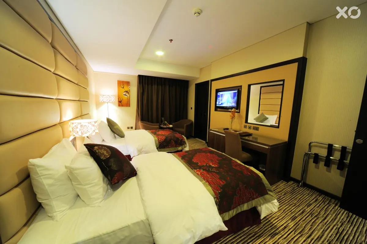 Al Hamra Hotel