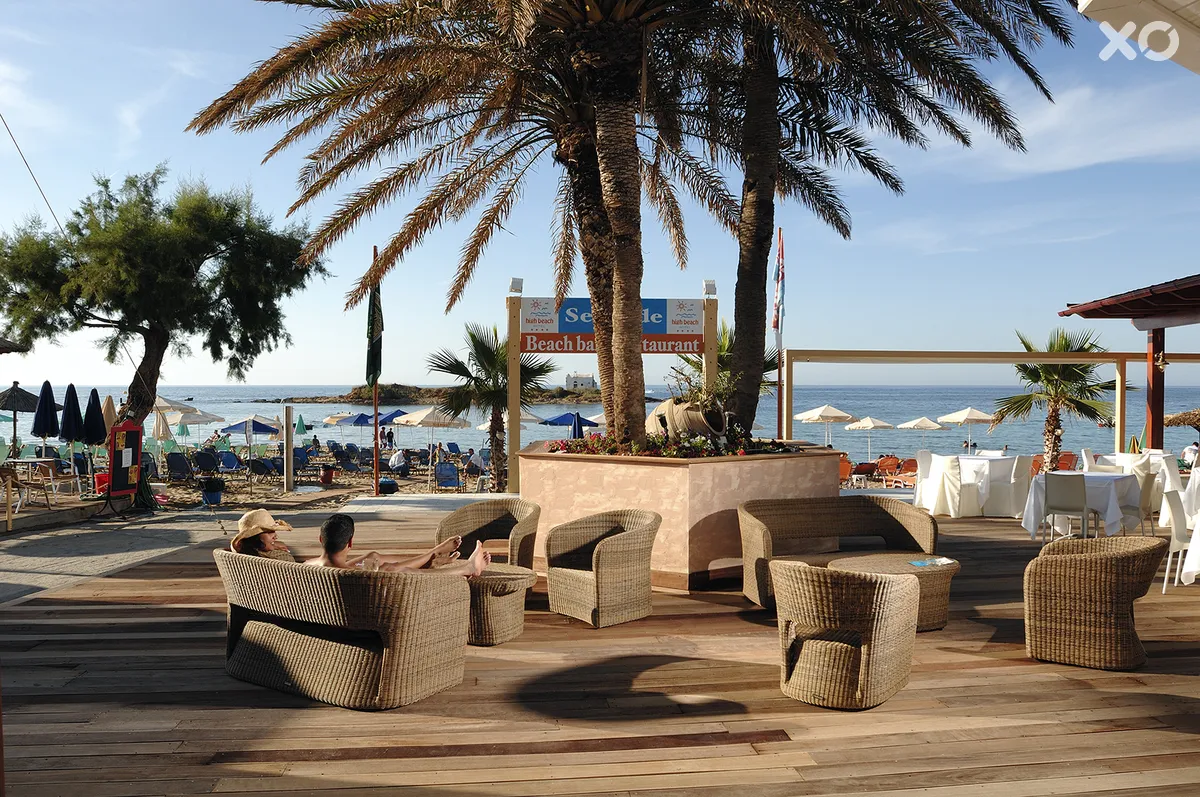 High Beach Deluxe Building