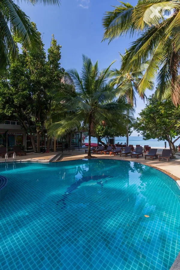 Sand Sea Resort
