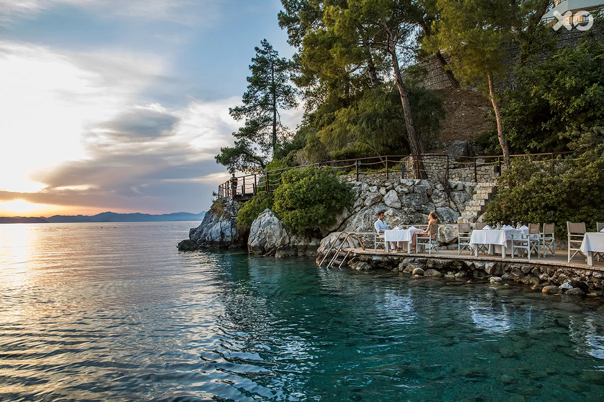 Hillside Beach Club