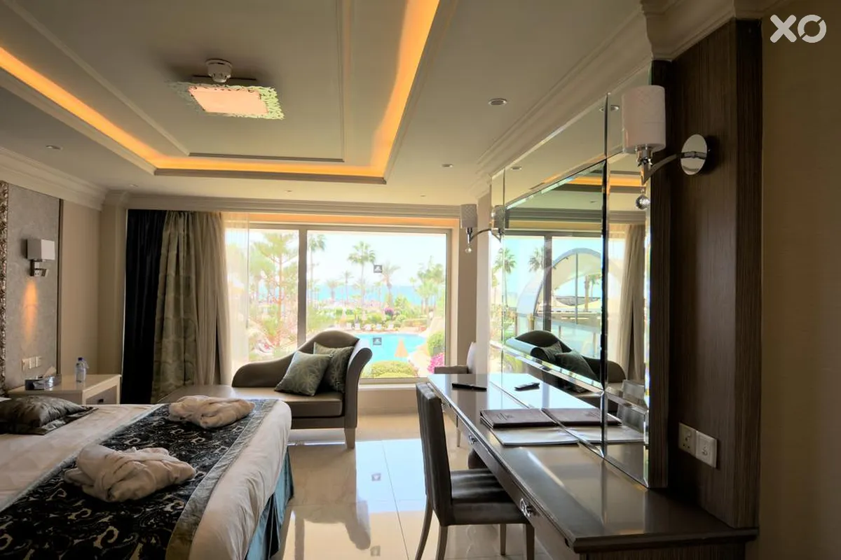 Adams Beach Hotel