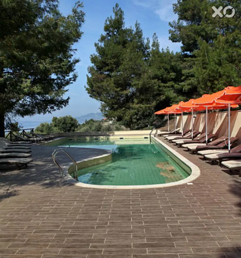 Greek Pride Cronwell Rahoni Hotel