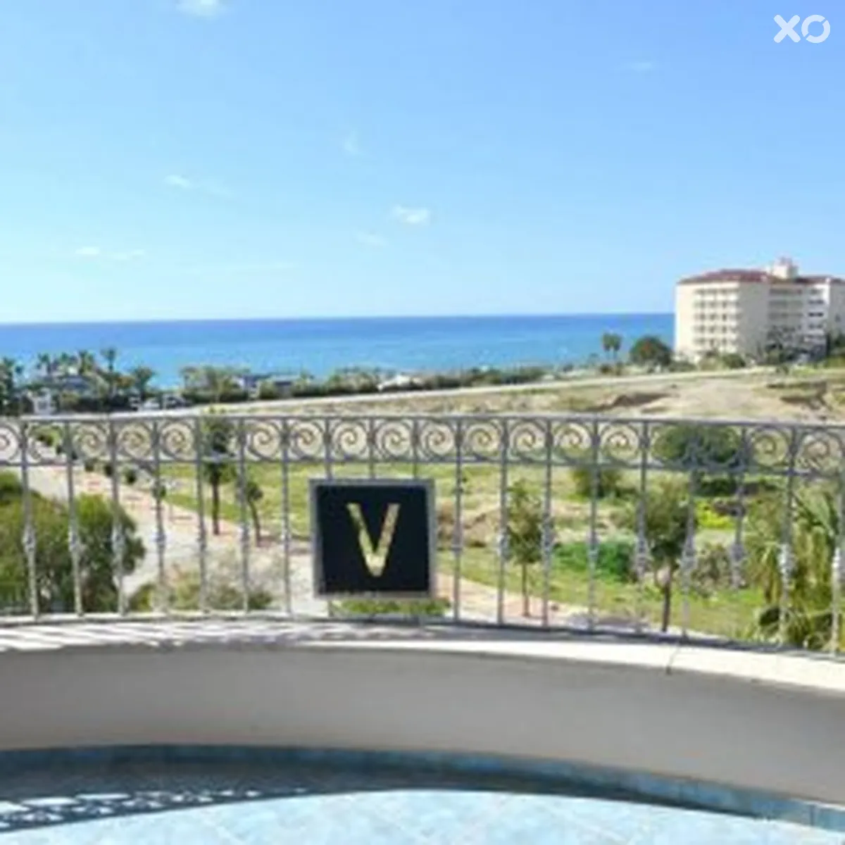 Eva Beach Hotel