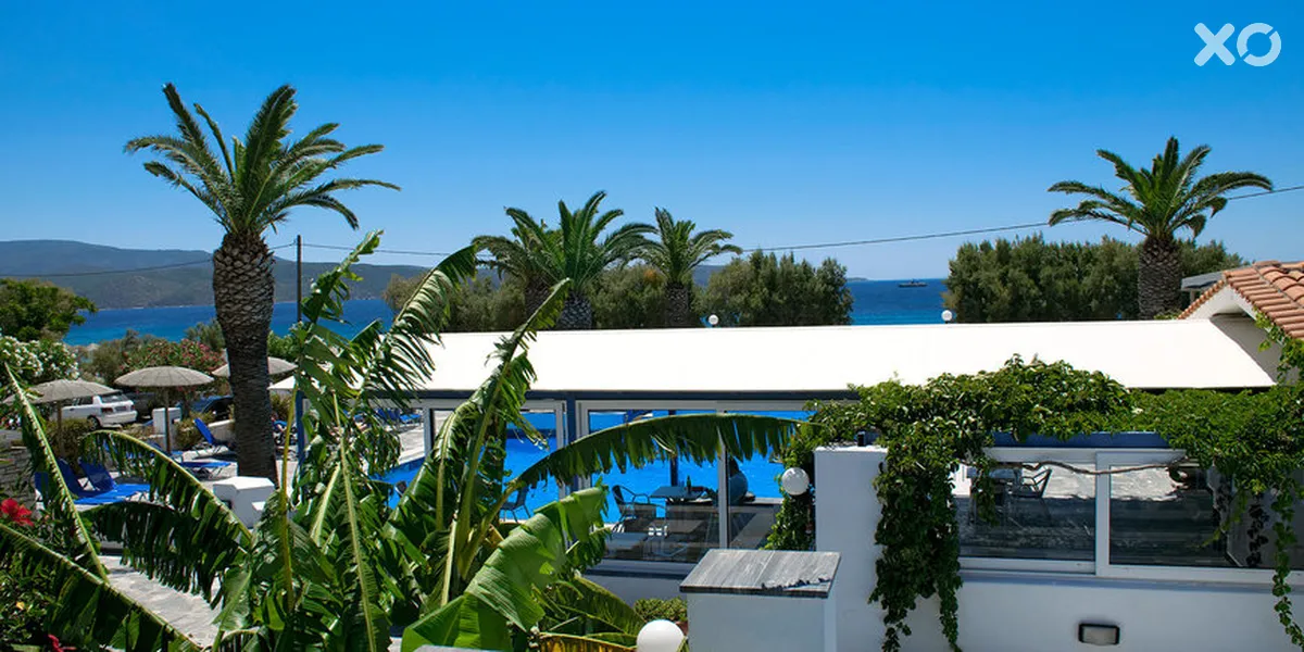 Zefiros Beach Hotel