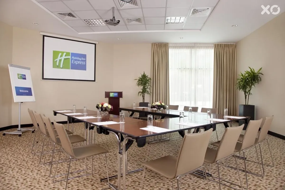Holiday Inn Express Safa Park