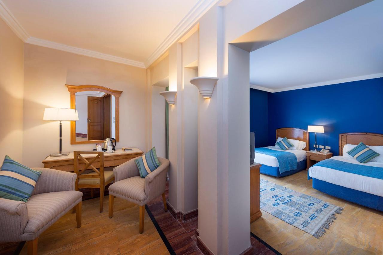 Reef Oasis Beach Resort