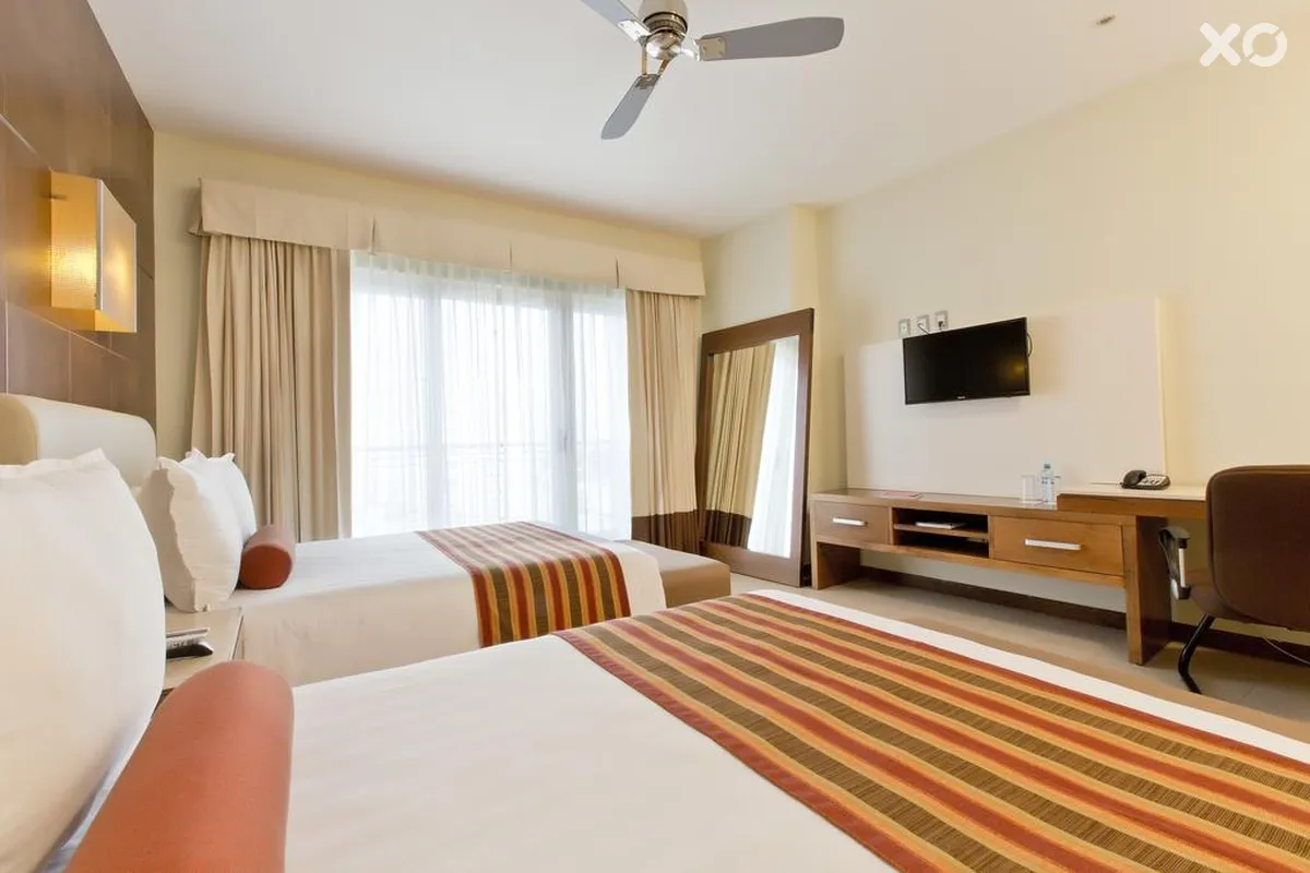 Krystal Urban Cancun Centro
