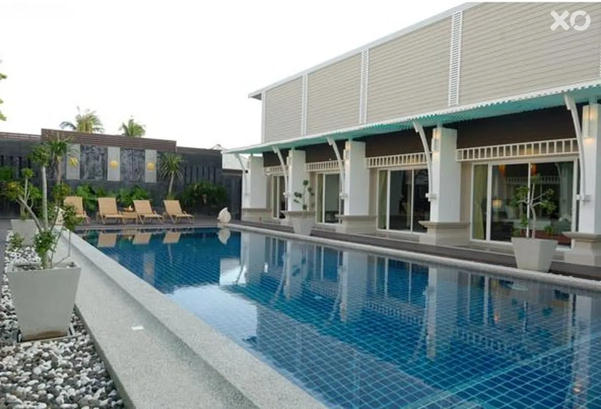 Al's Resort