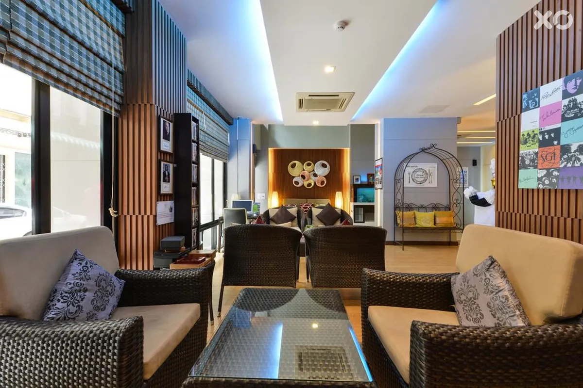 iCheck Inn Silom