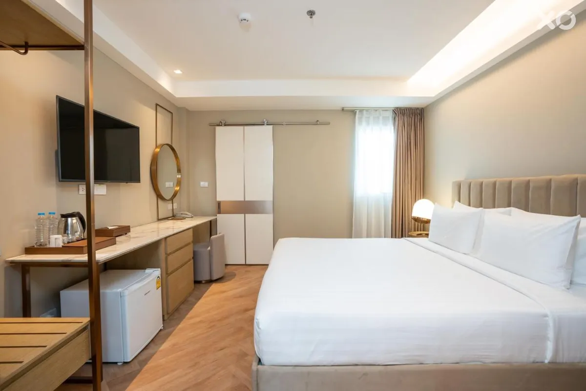 Away Bangkok Riverside Kene